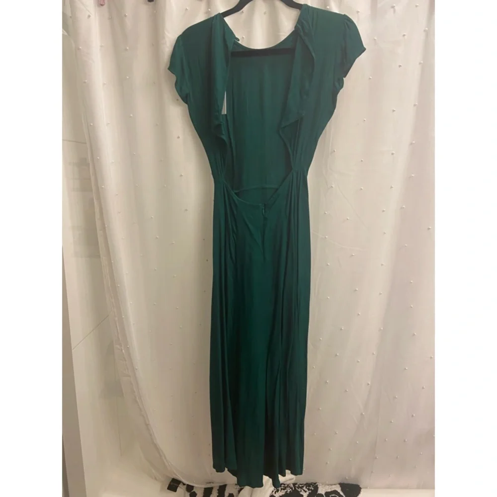 RARE! NEW! Reformation Gavin Cut Out Midi Dress in Emerald Green - Picture 8 of 13
